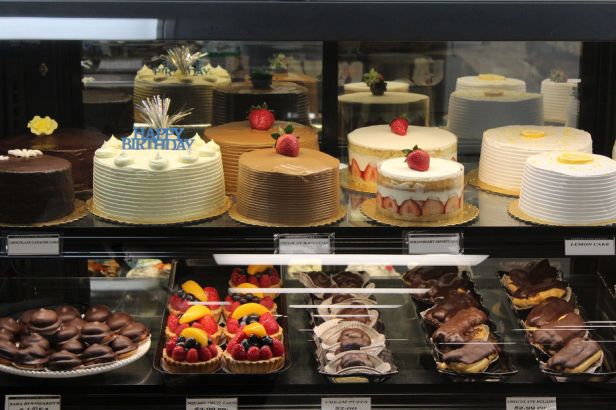 The Sweet Divide: How Singapore’s Customised Cake Industry Mirrors the City-State’s Deepest Social&nbsp;Fractures